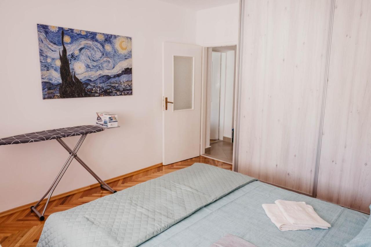 Apartment Bracovic - City Center Bar Esterno foto